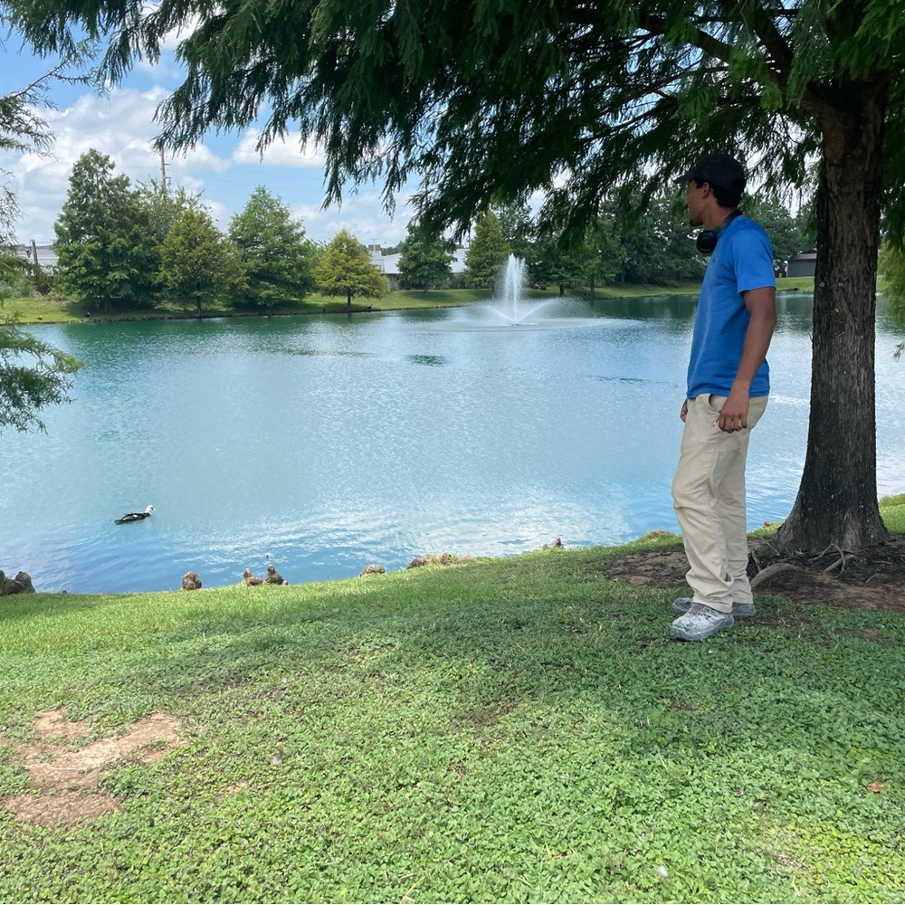 Meet your Posher, Leo